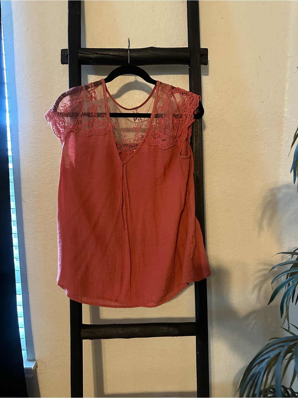 Source Unknown Rose Lace-Trim V-Neck Camisole